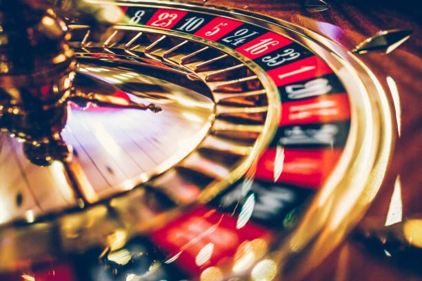 Blackjack rule card and bet options displayed on saldobet interface